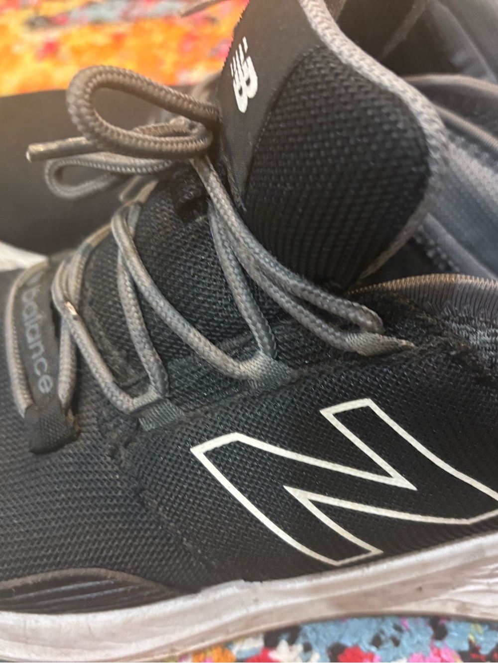 New Balance Men's Black and Gray Running Sneakers